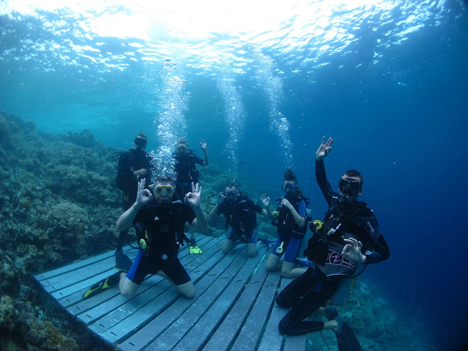 Instructor Development Course classroom session at Elite Diving Academy